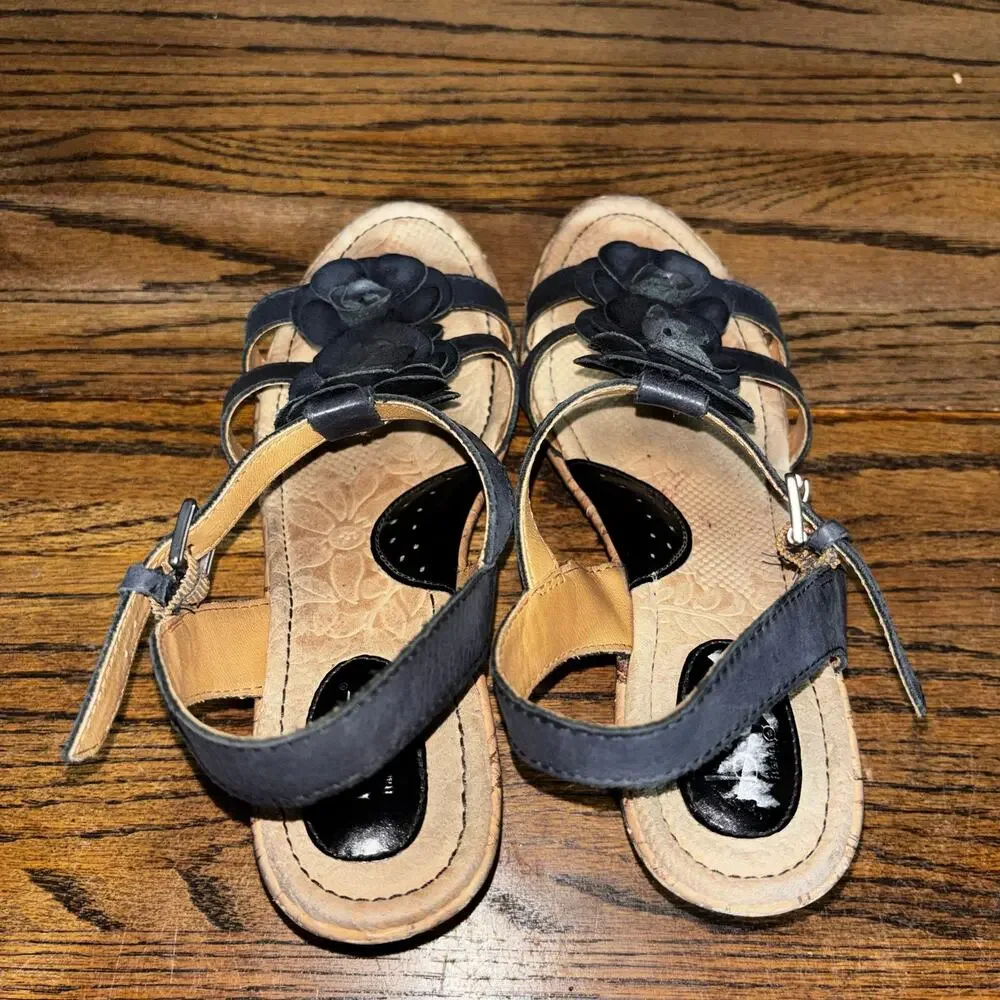 B.O.C. Born Concept Black Leather Floral Cork Wedge Sandals Women’s 9